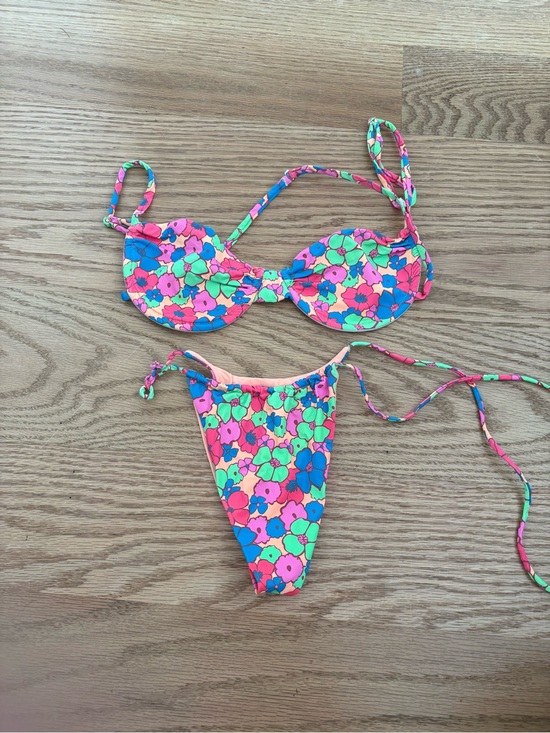 Frankie's Bikinis Other - Frankie’s Bikinis set
